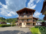 Sunny 2 bedroom duplex in Samoëns centre with south-facing balcony, renovated shower room, upgraded 