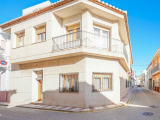 Bungalow For Sale in Gata De Gorgos, Alicante, Spain