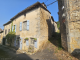 House For Sale in Nanteuil-En-Vallee, Nanteuil-En-Vallée, France
