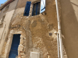 Atypical Village House With 60 M2 Of Living Space In Need Of Modernisation, Close To The River Beach