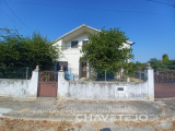 3 bedroom villa with fenced land 10 kms from Tomar.