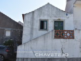 THREE BEDROOM VILLAGE HOUSE WITH A BALCONY AND A COURTYARD