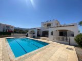 3 BEDROOMS 3 EN SUITES, SEA VIEWS AND PRIVATE POOL IN BAHCELI