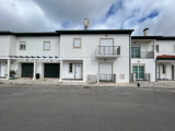 House For Sale in Marinha Grande, Leiria, Portugal