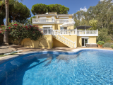 Villa For Sale in Mijas Costa, Malaga, Spain