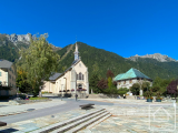 3 bedroom apartment in central Chamonix close to ski lifts, 1 hour from Geneva airport