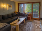 Apartment in the centre of Morzine, one bedroom, an outdoor area, and a covered parking space.