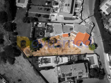 Semi-detached single storey house in a prime location in Albufeira
