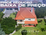 Elegant 5-Bedroom Family Home with Garden Oasis, Garage and BBQ Area- 2 km from Tomar