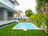4+2 Bedroom Villa - Aldeia do Juzo