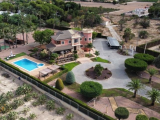 Detached Villa For Sale in Elche, Alicante, Spain