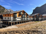 Brand new, 2 bedroom apartment located in the centre of Abondance.