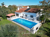 Stylish Single-Storey Home with Pool and Landscaped Gardens near Chãos