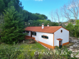 Rustic Single-Storey Country Home on a Large Plot Near Castelo do Bode Reservoir