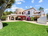 Villa For Sale in Javea / Xàbia, Alicante, Spain