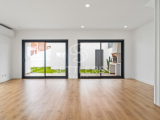 Two-bedroom semi-detached house in Porto Salvo