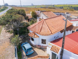 House 1 Bedrooms + 2 Bedrooms Ericeira 14 Km, A Casa das Casas