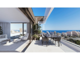 Fantastic apartment with sea view terrace, spa sanctuary, paddle court, modern gym and heated pool l