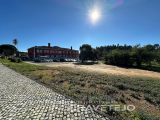 Plot of land located in the village of Ferreira do Zêzere.