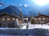 New 3 bedroom demi-chalet with Mont Blanc views, garage, garden, close to Chamonix centre