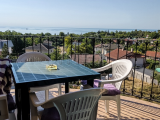 Stylish Renovated Sea View Maisonette