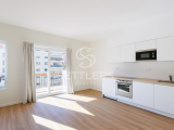 Fully Renovated 1-Bedroom Apartment - Monte Estoril