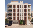 Small middle floor apartment with access to the community pool and communal rooftop terrace, close t