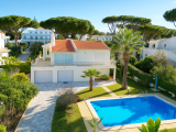 Villa For Sale in Vilamoura, Algarve, Portugal