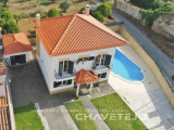4 bedroom villa with garage and swimming pool 7 km from Tomar and river beach in Albufeira do Castel