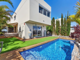 villa For Sale in Chayofa, Santa Cruz Tenerife, Spain