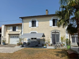 House For Sale in Sauze-Vaussais, Sauzé-Vaussais, France