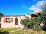 Single Storey Villa With 115 M2 Of Living Space Offering 3 Bedrooms And Garage On A Landscaped Plot 