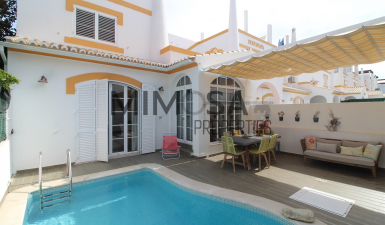 terraced house For Sale in Lagos Faro Portugal